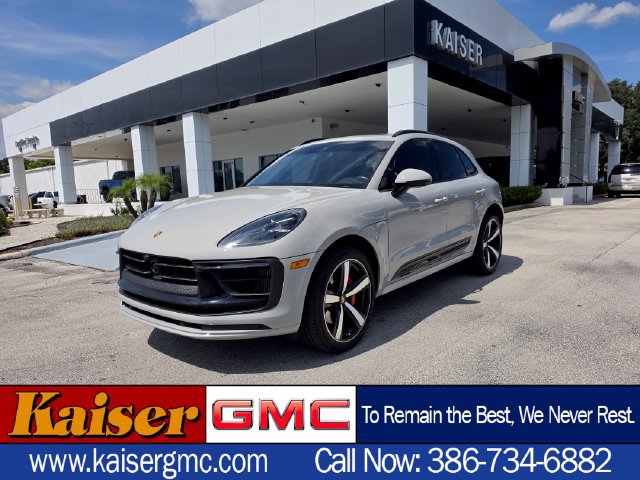 Used 2024 Porsche Macan S AWD/4WD image 1