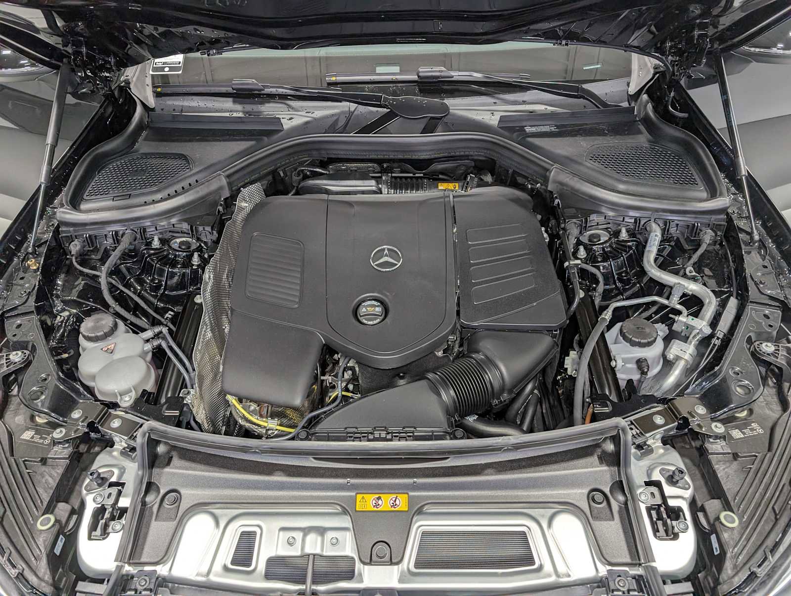 New 2026 Mercedes-Benz GLC 300 4MATIC image 12