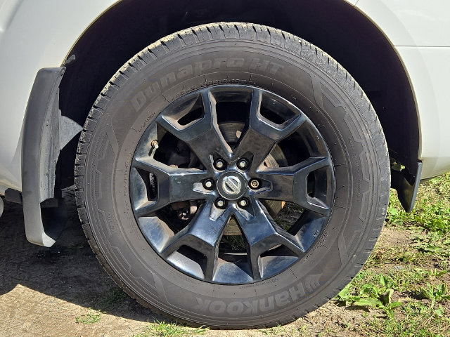 Used 2018 Nissan Frontier SV w/ Value Truck Package AWD/4WD image 27