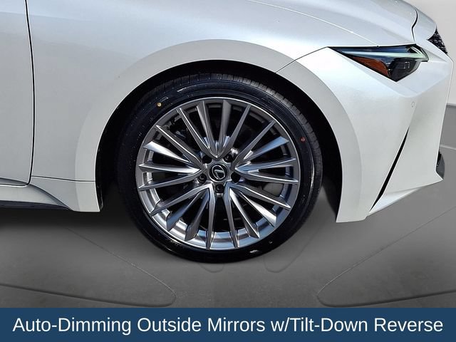 Used 2023 Lexus IS 300 w/ Premium Package RWD image 10