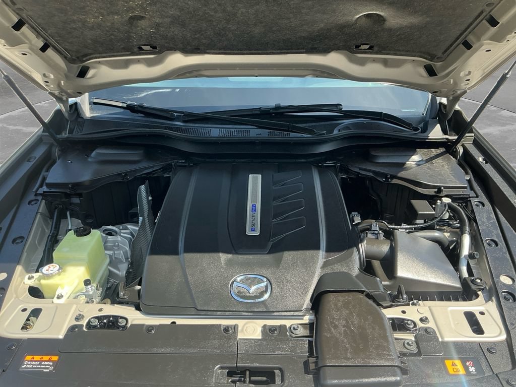Used 2024 MAZDA CX-90 Plug-In Hybrid w/ Preferred AWD/4WD image 18