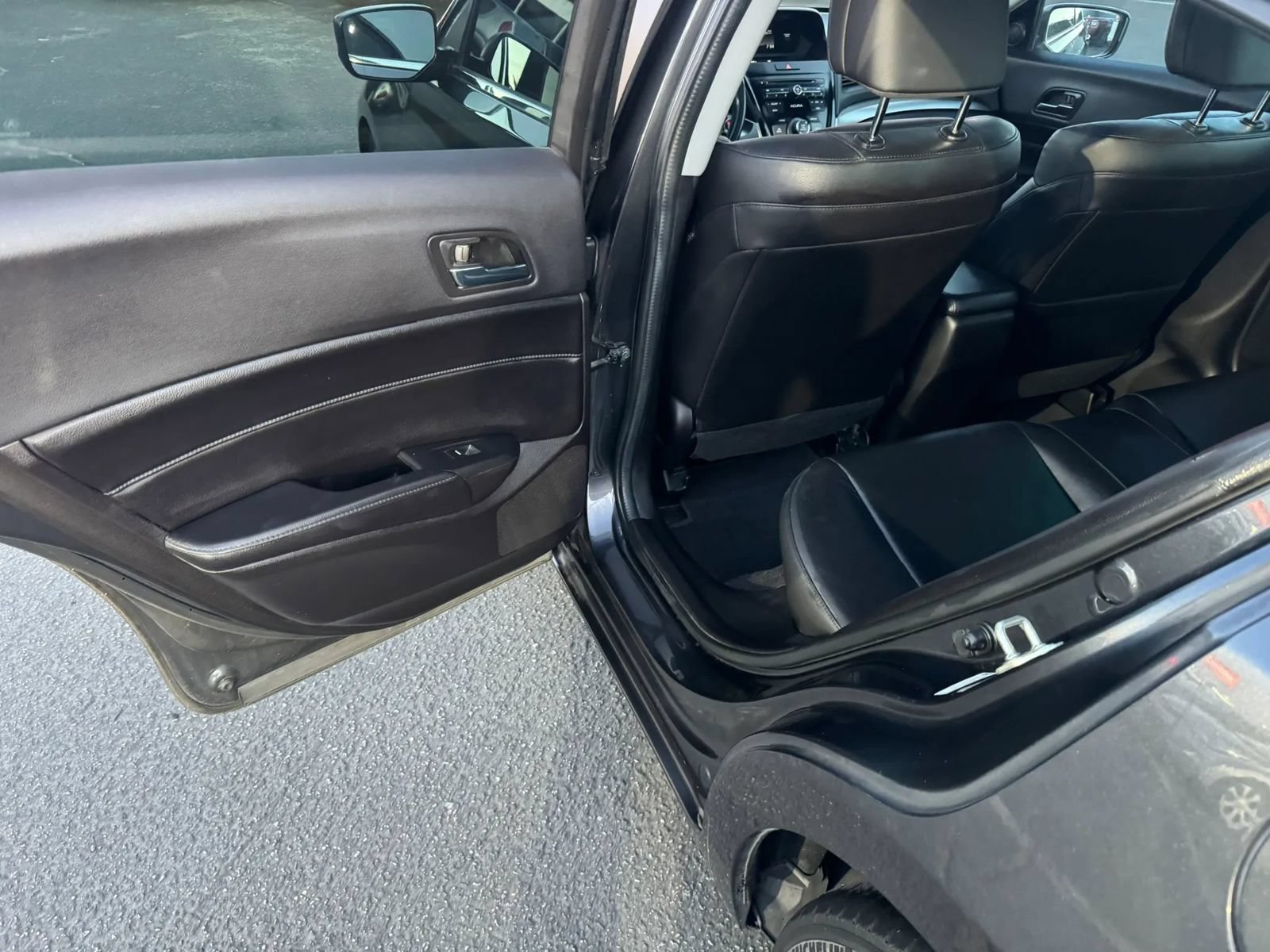 Used 2016 Acura ILX FWD image 23