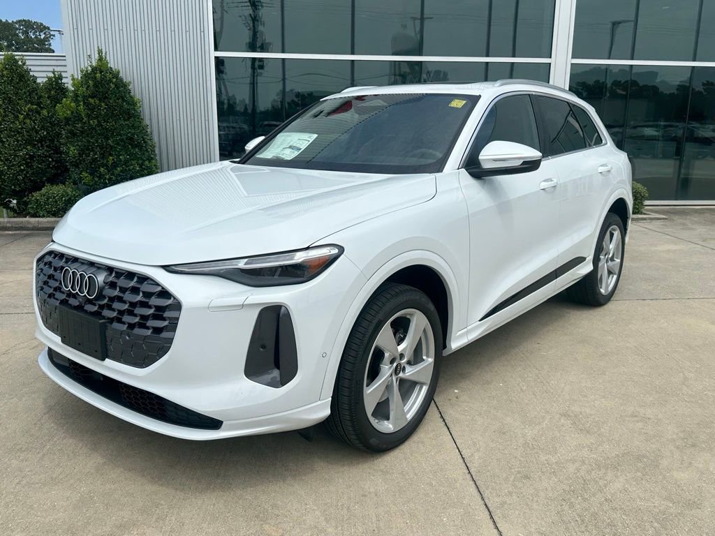 New 2025 Audi Q5 Premium Plus