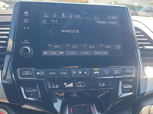 Used 2018 Honda Odyssey EX image 13
