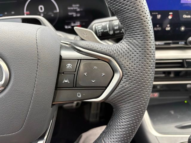Used 2025 Lexus TX 500h AWD w/ Technology Package image 17