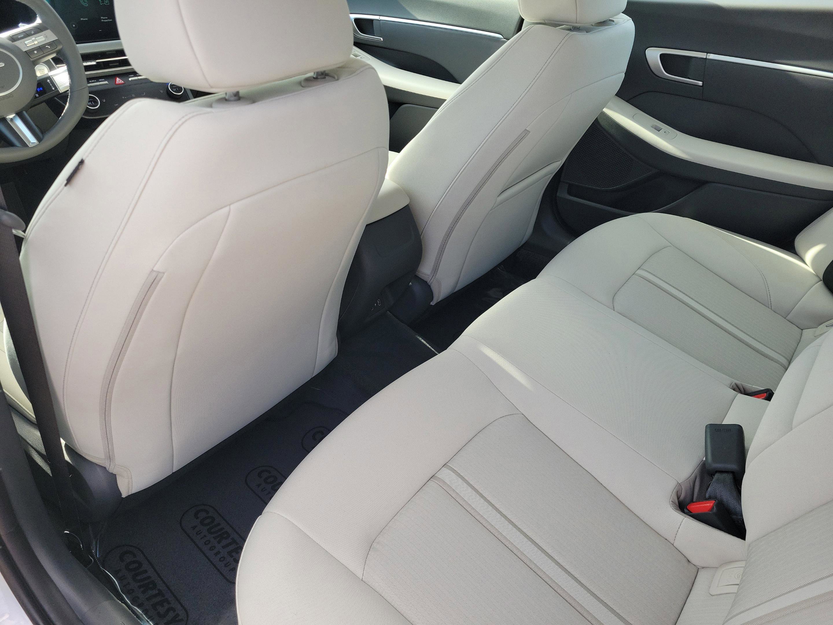 New 2026 Hyundai Sonata SEL FWD image 27