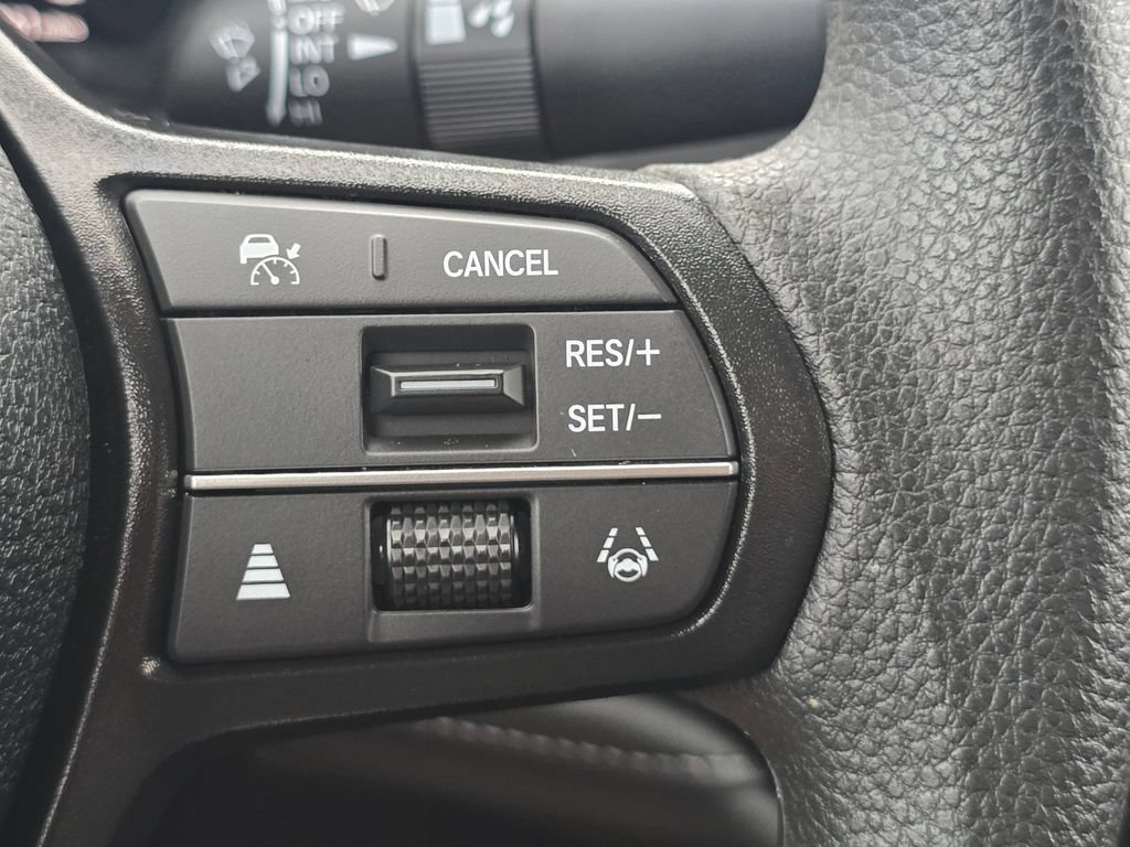 Used 2025 Honda Accord LX image 30