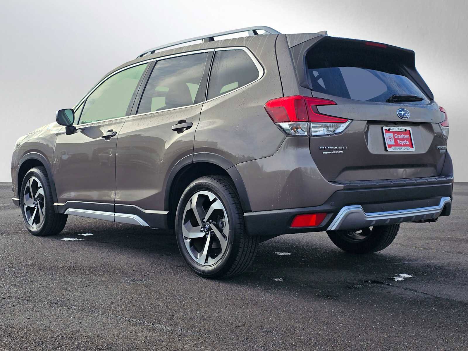Used 2023 Subaru Forester Touring AWD/4WD image 6