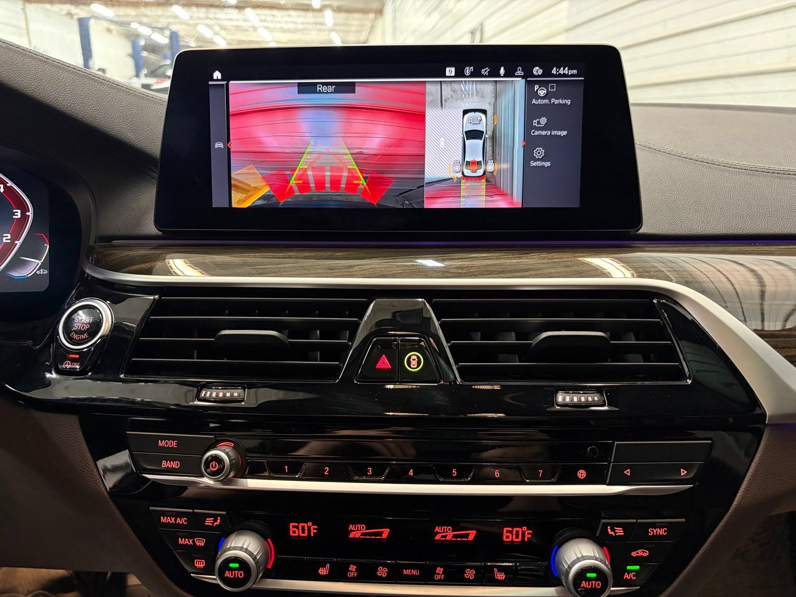 Used 2020 BMW M550i xDrive w/ Premium Package AWD/4WD image 19
