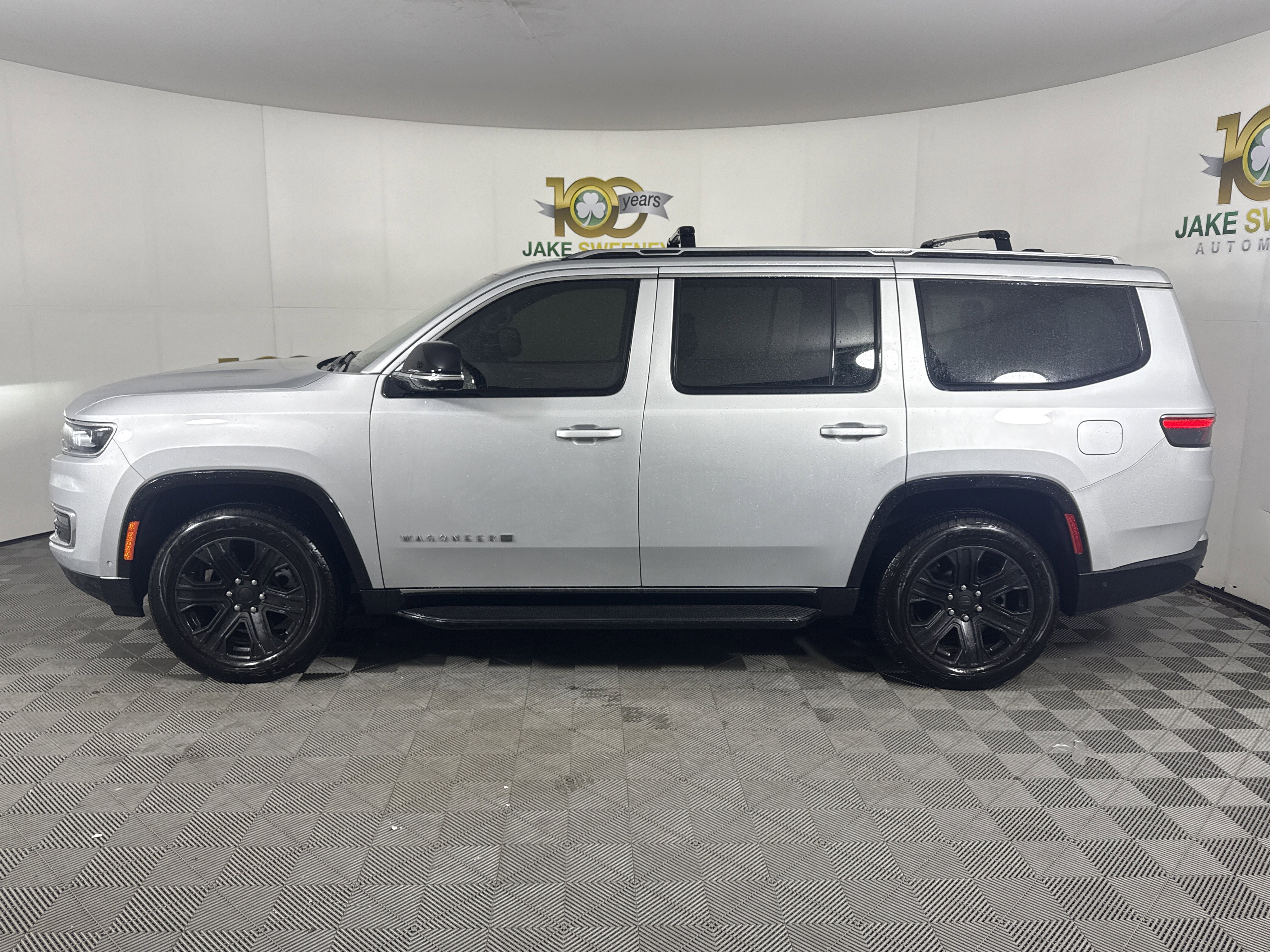 New 2025 Jeep Wagoneer 4WD w/ Convenience Group I image 5