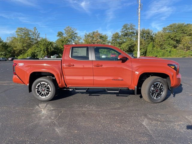 New 2025 Toyota Tacoma TRD Sport image 6