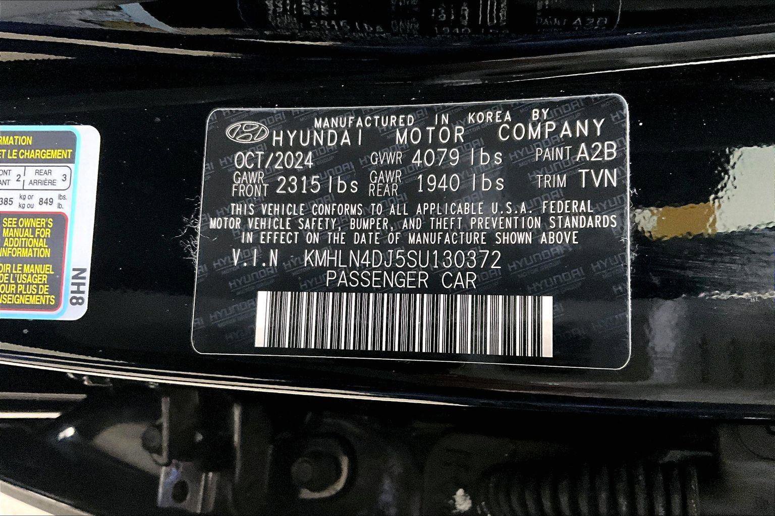 Used 2025 Hyundai Elantra Limited image 35