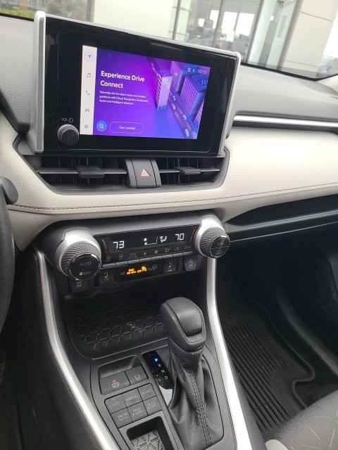 Used 2024 Toyota RAV4 XLE w/ Convenience Package image 10