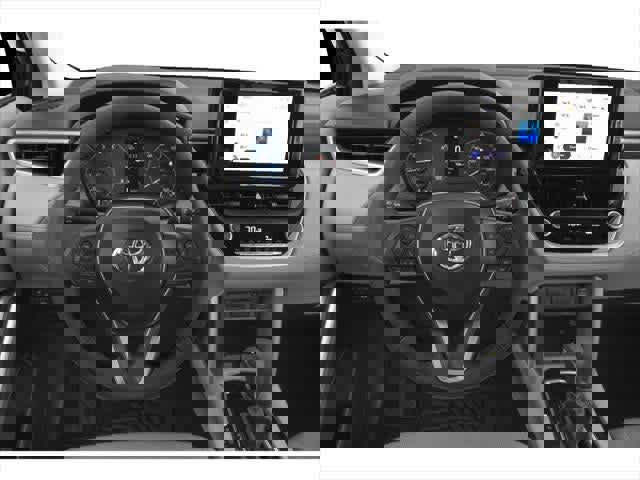 Used 2025 Toyota Corolla Cross LE image 4
