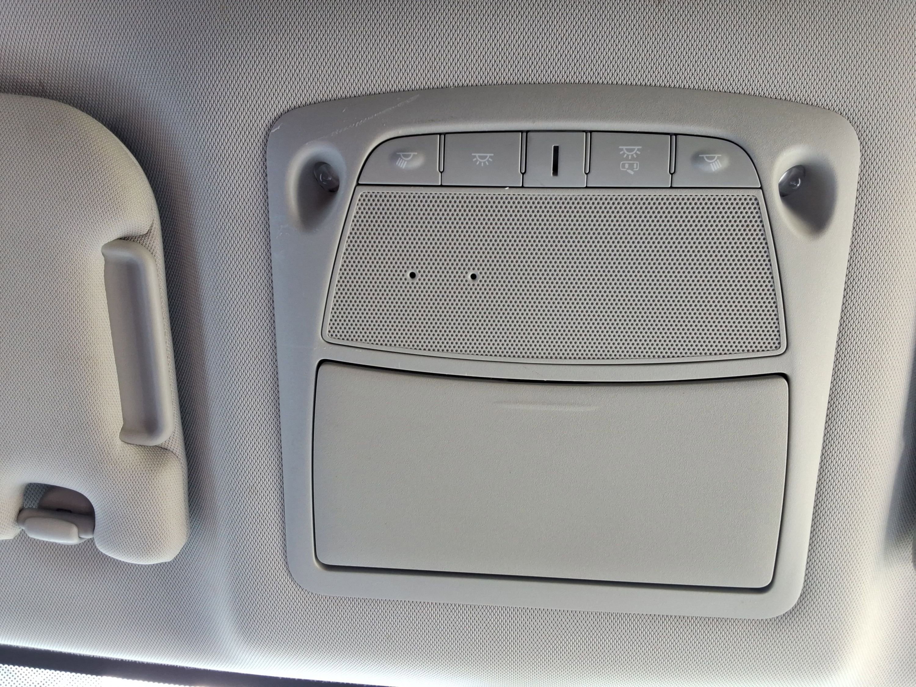 Used 2017 Nissan Pathfinder SV AWD/4WD image 19