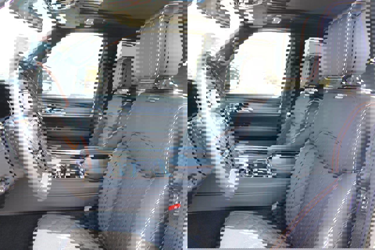 New 2025 Jeep Grand Wagoneer Series III w/ Rear Seat Video Group 1 image 33