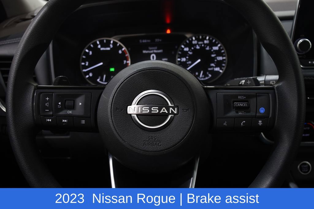Used 2023 Nissan Rogue SV image 11