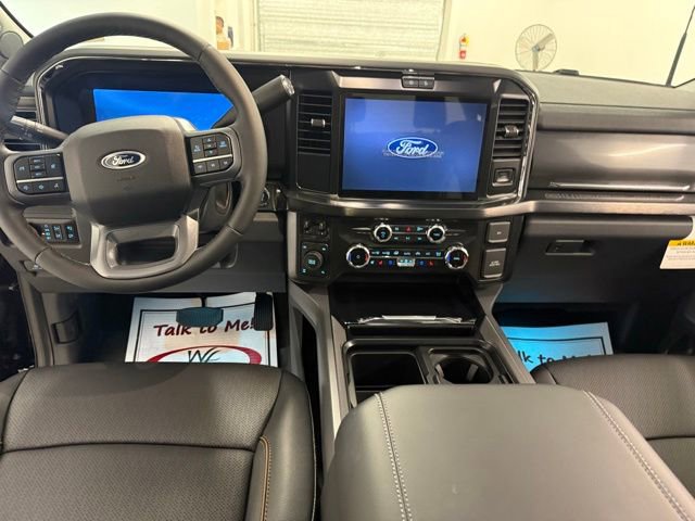 New 2026 Ford F250 4x4 Crew Cab Super Duty image 13