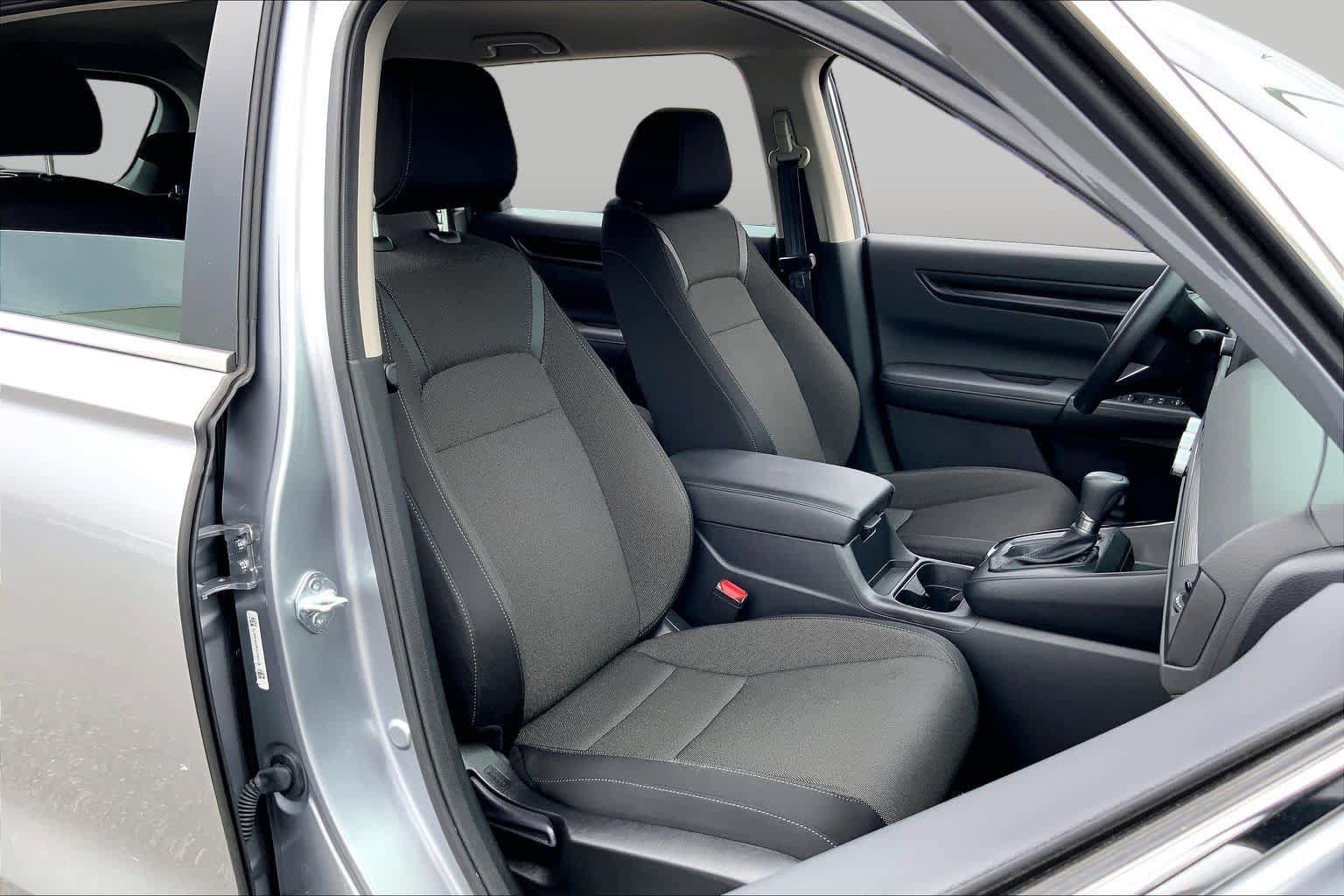 Used 2023 Honda CR-V LX image 8