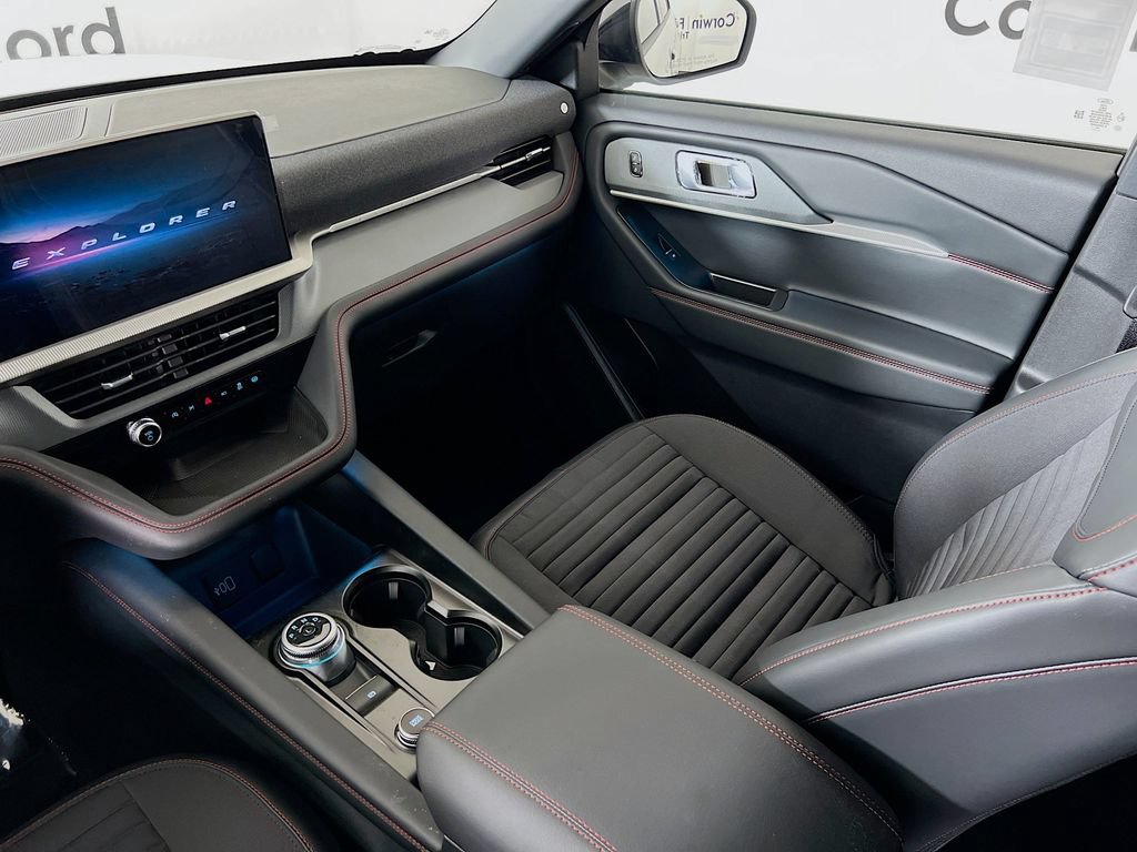 New 2026 Ford Explorer ST-Line w/ ST-Line Street Pack AWD/4WD image 30