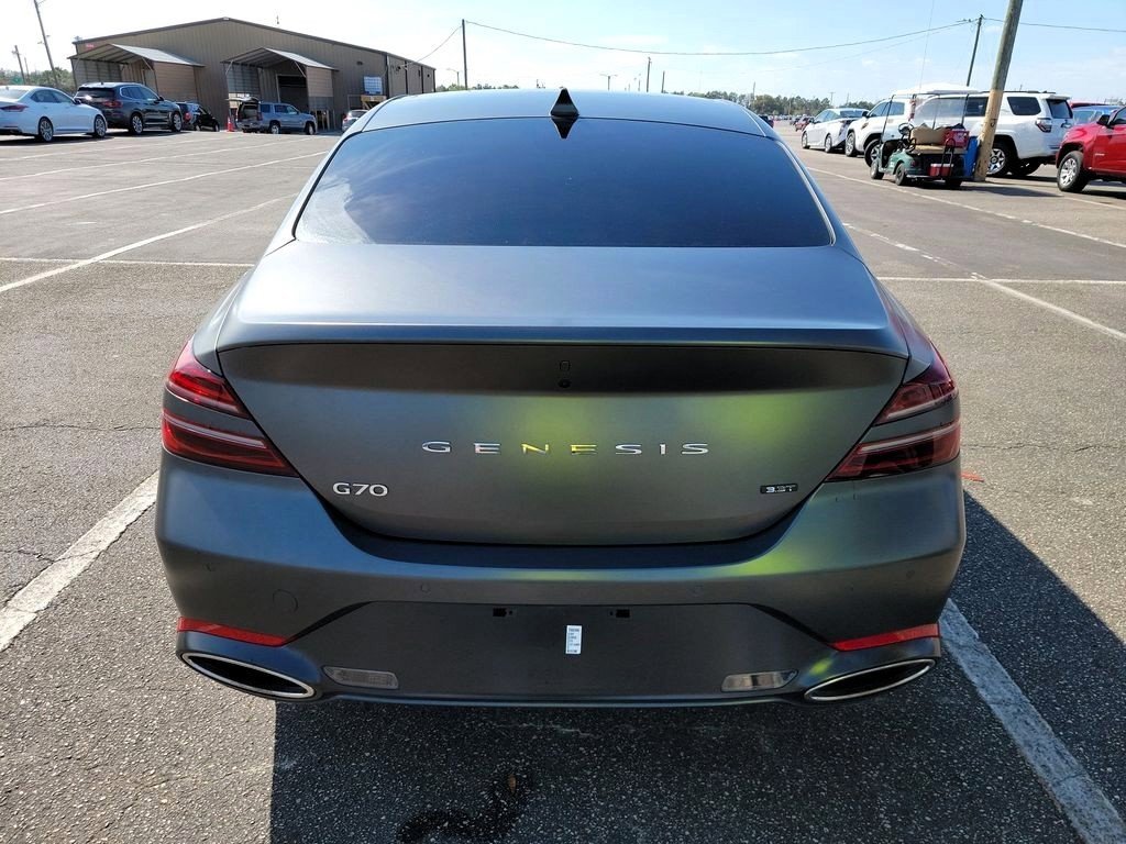 Used 2022 Genesis G70 3.3T Launch Edition image 9