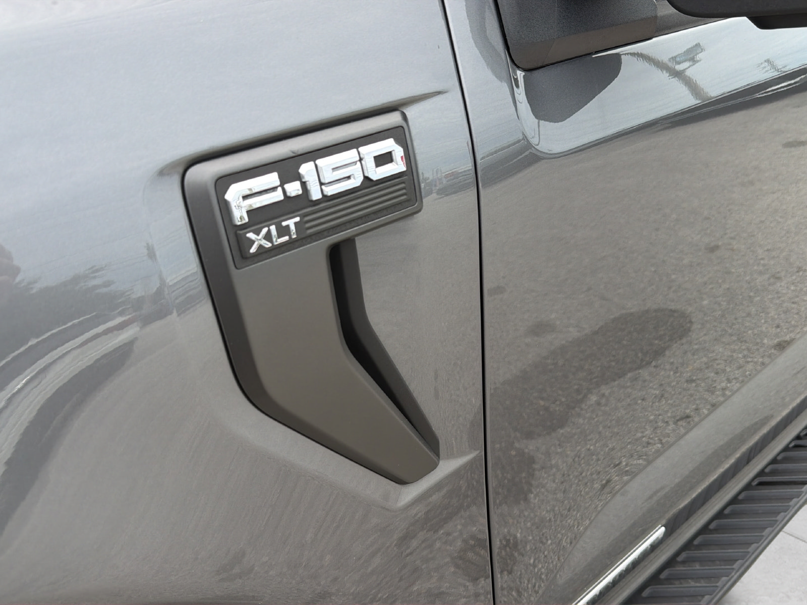 Used 2023 Ford F150 XLT w/ Equipment Group 302A High AWD/4WD image 38