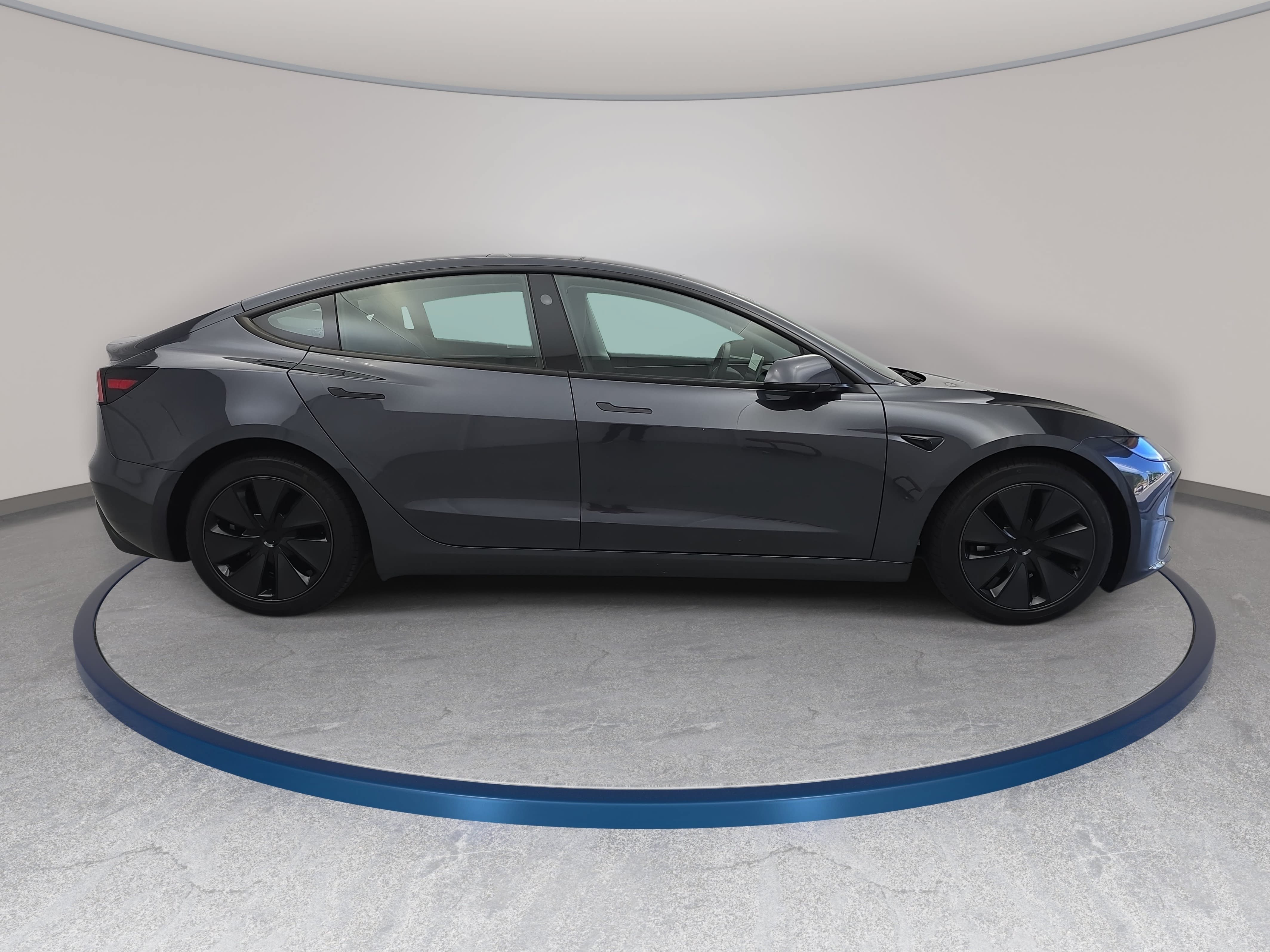 Used 2026 Tesla Model 3 AWD/4WD image 4