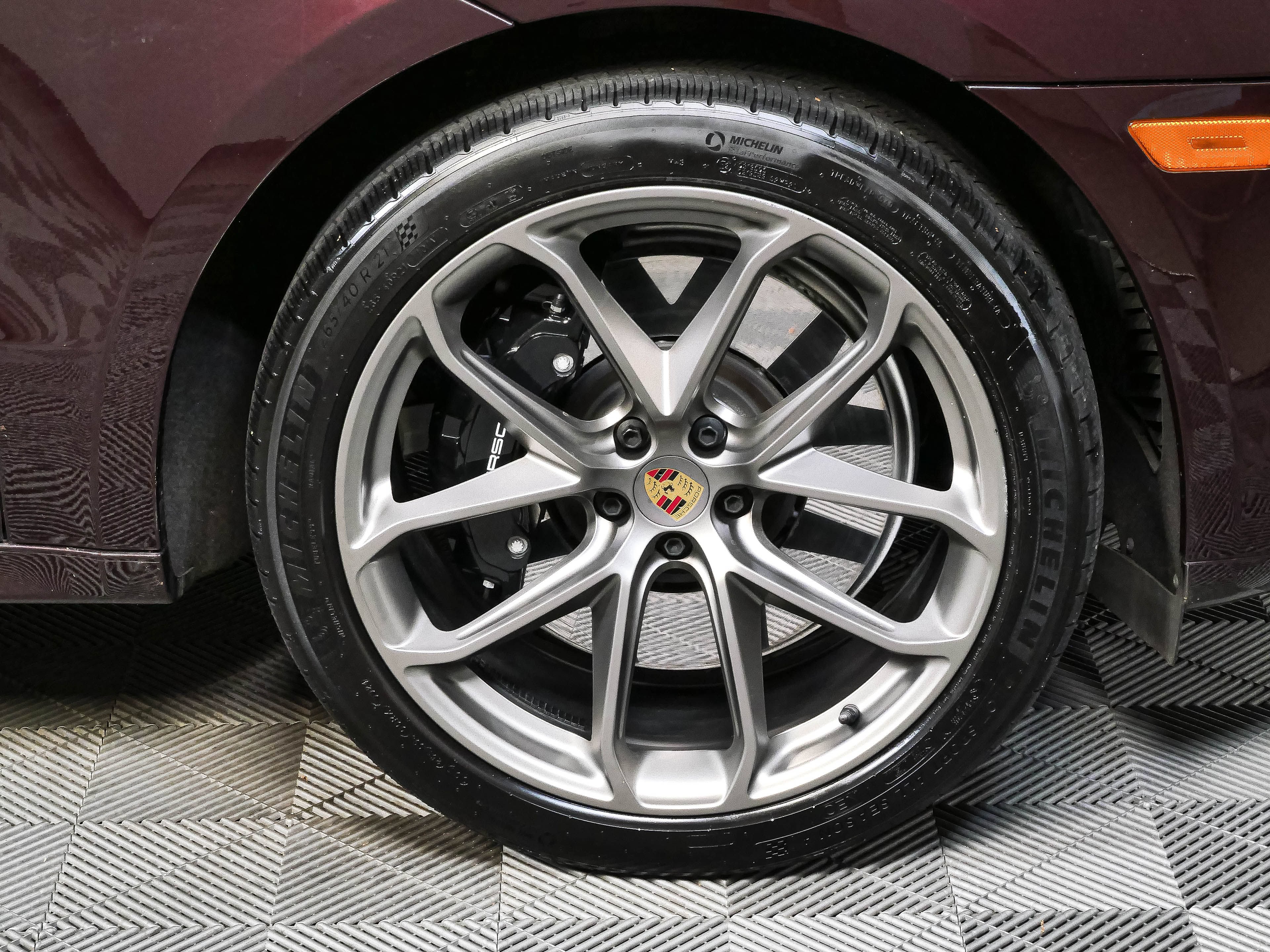 Certified 2024 Porsche Macan GTS AWD/4WD image 38