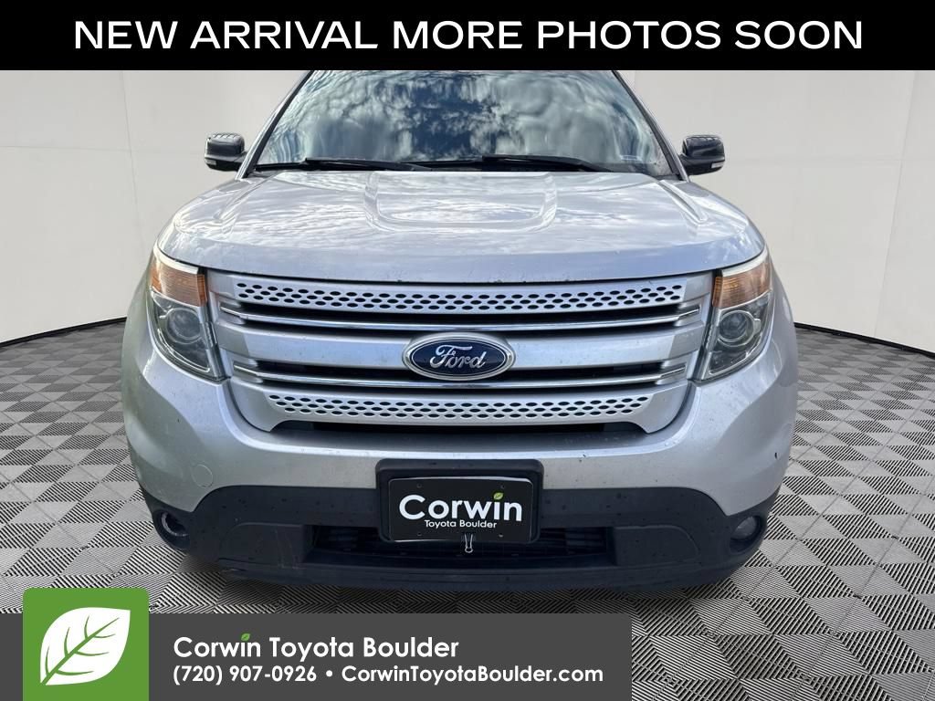 Used 2013 Ford Explorer XLT AWD/4WD image 2