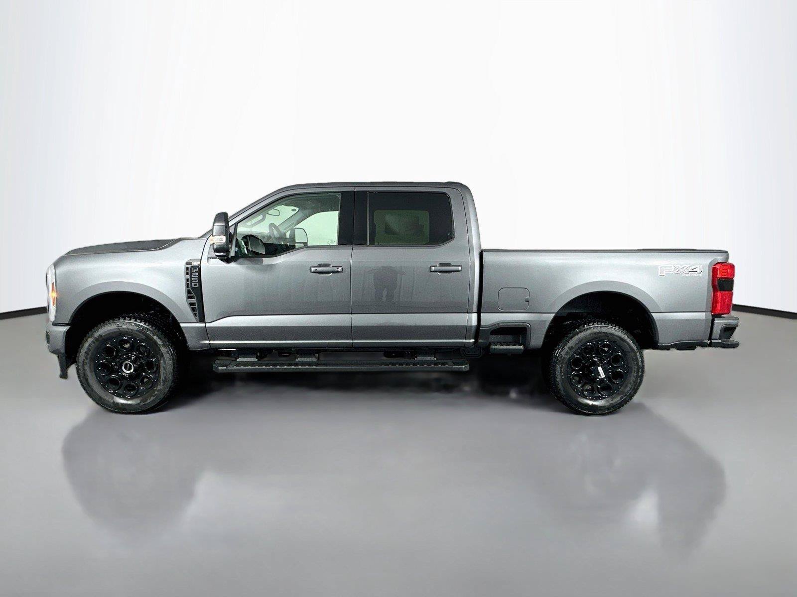New 2027 Ford F250 XLT w/ XLT Premium Package AWD/4WD image 8