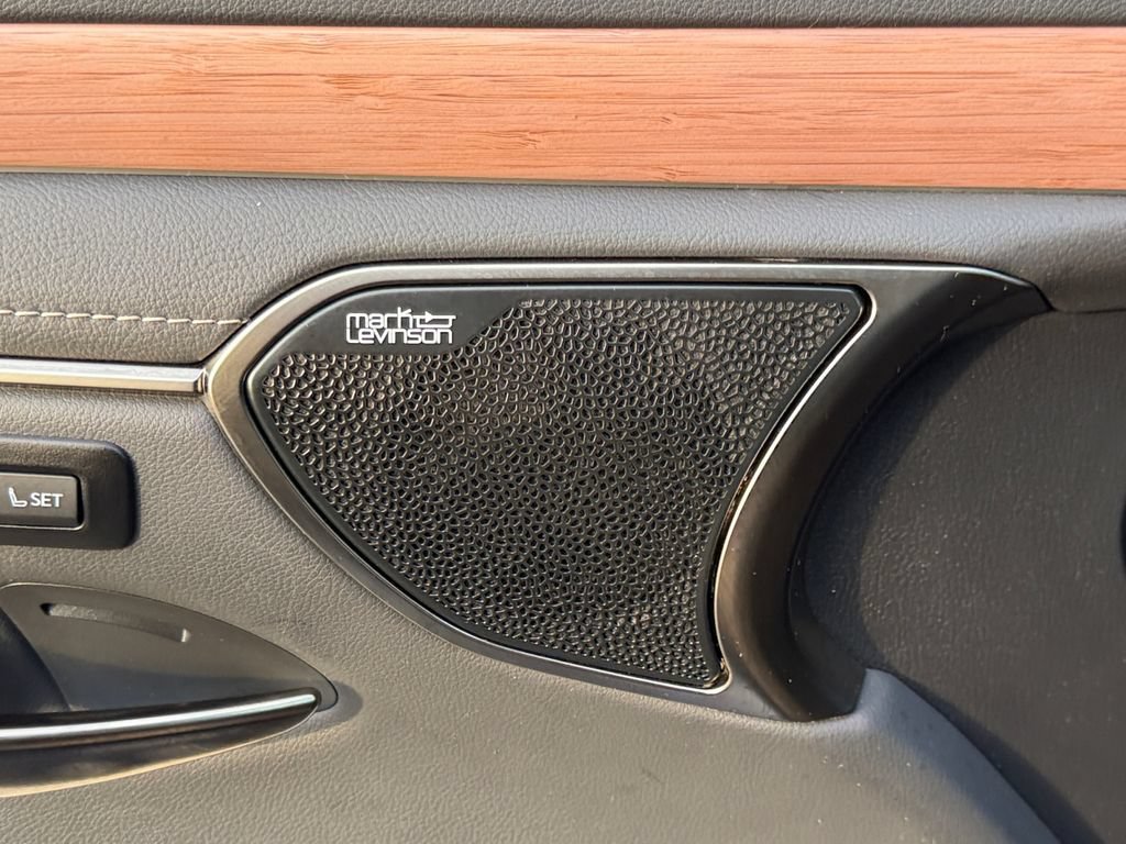 Certified 2025 Lexus ES 350 Ultra Luxury FWD image 32