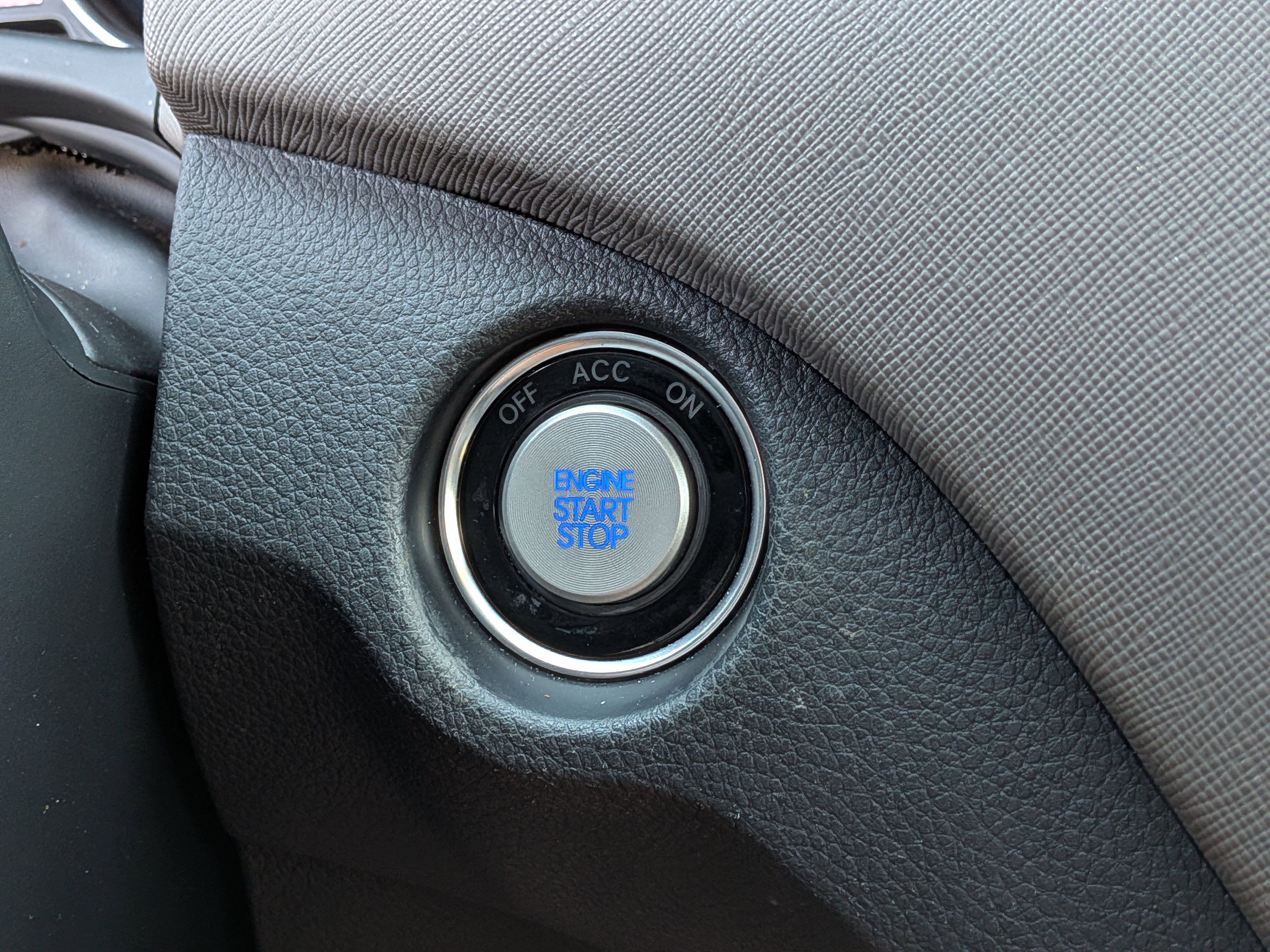 Used 2018 Hyundai Santa Fe Sport w/ 2.4L Tech Package 04 image 29