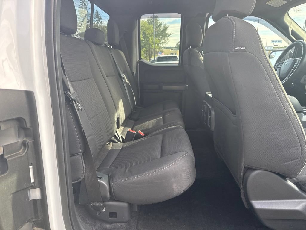 Used 2016 Ford F150 XLT w/ Equipment Group 302A Luxury AWD/4WD image 38