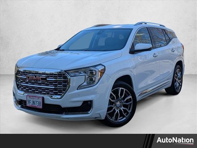 Used 2023 GMC Terrain Denali AWD/4WD image 1