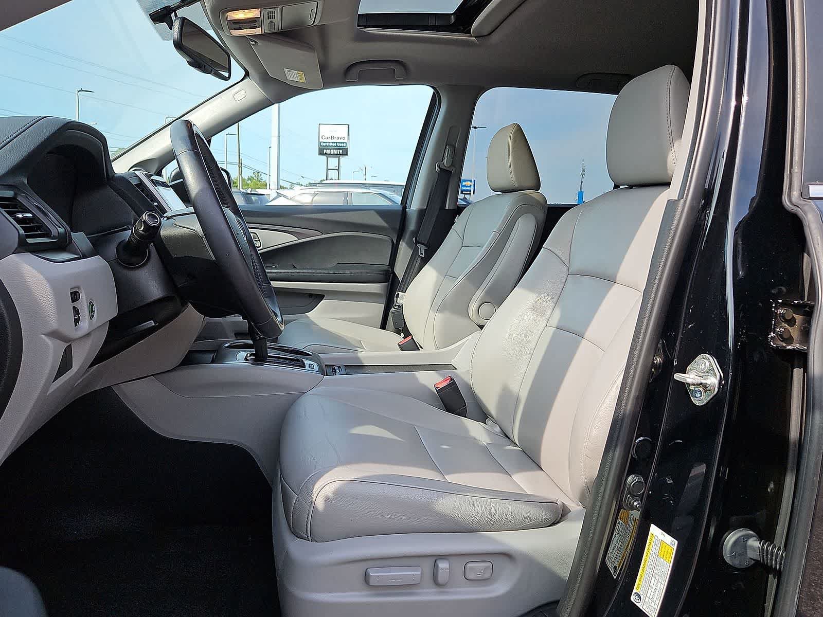 Used 2018 Honda Pilot EX-L image 25