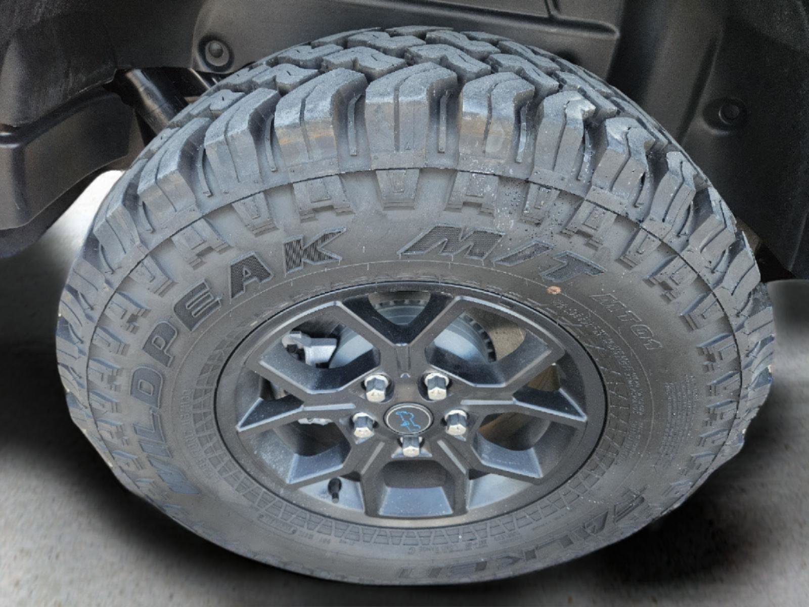 Used 2025 Jeep Wrangler Willys image 39