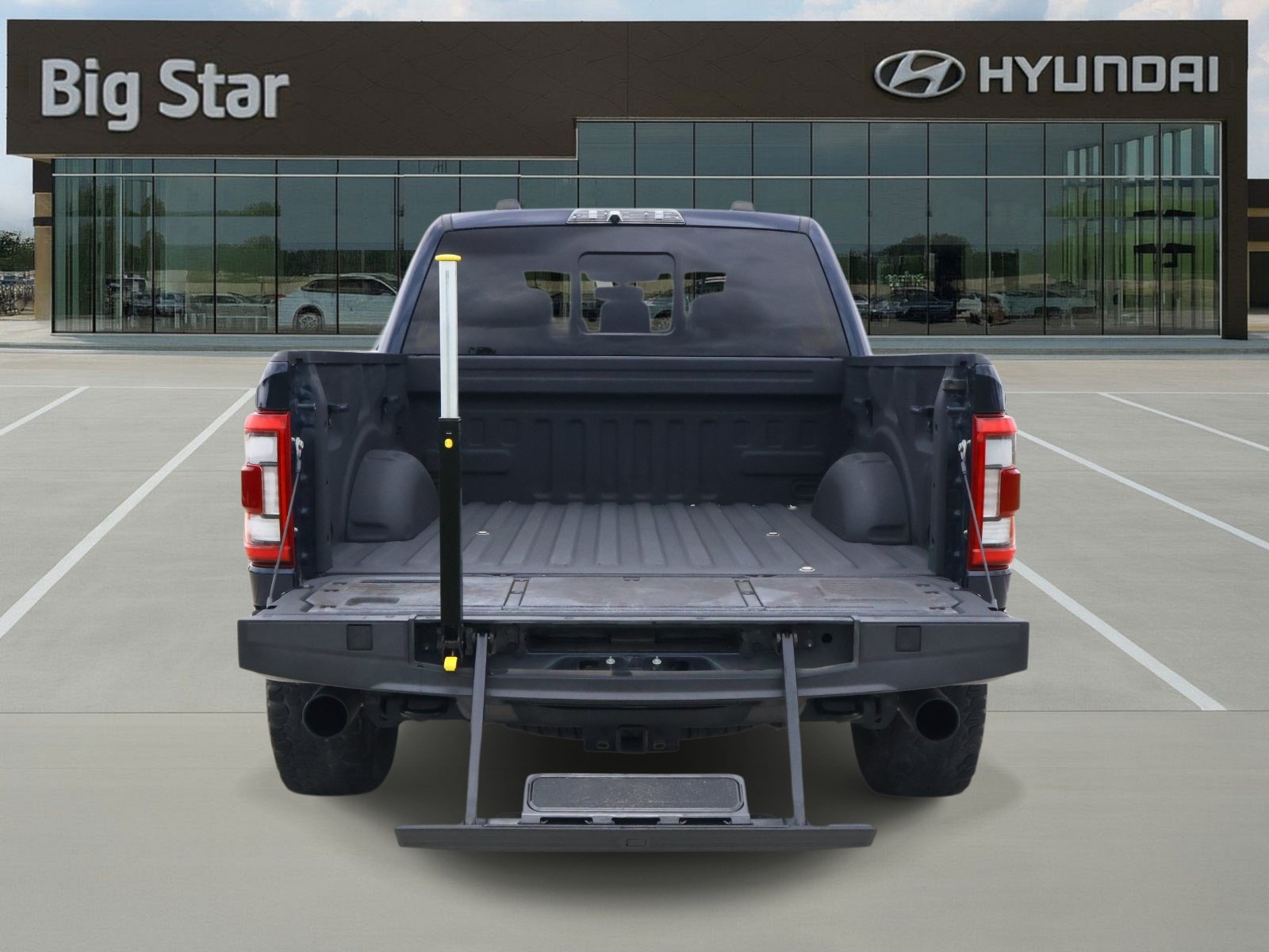 Used 2023 Ford F150 Raptor AWD/4WD image 8