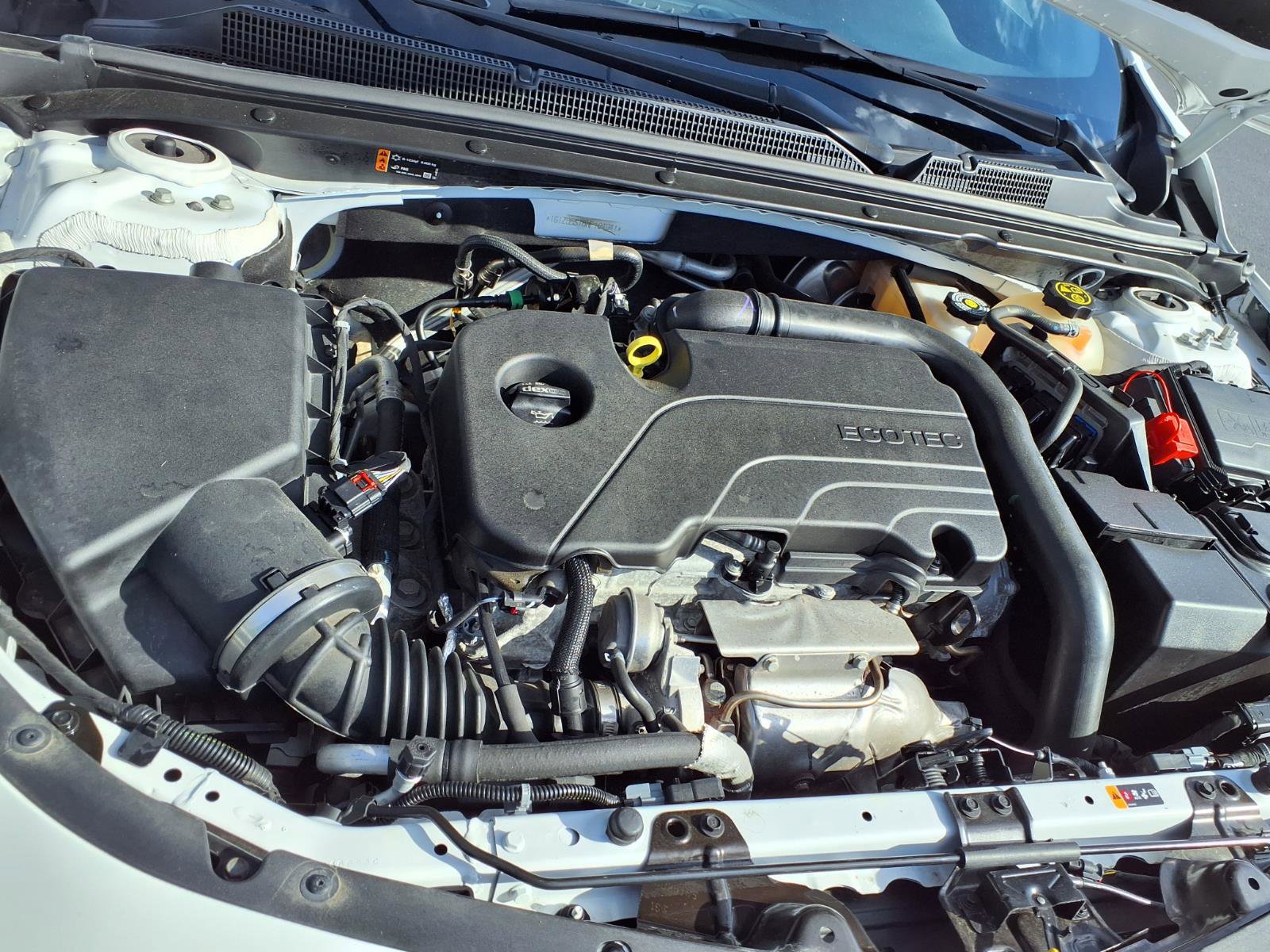 Used 2022 Chevrolet Malibu LT FWD image 30