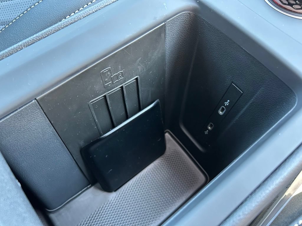 New 2026 Volkswagen Tiguan SE R-Line FWD image 41