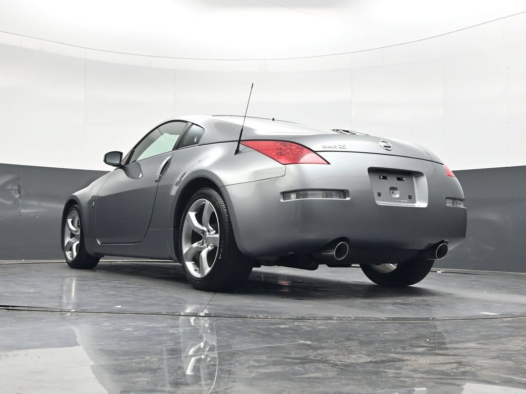Used 2006 Nissan 350Z Enthusiast RWD image 30