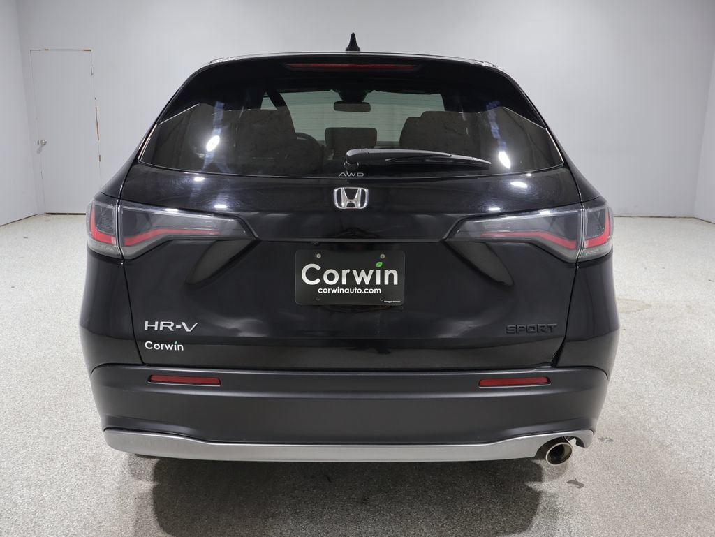 Used 2024 Honda HR-V Sport image 3