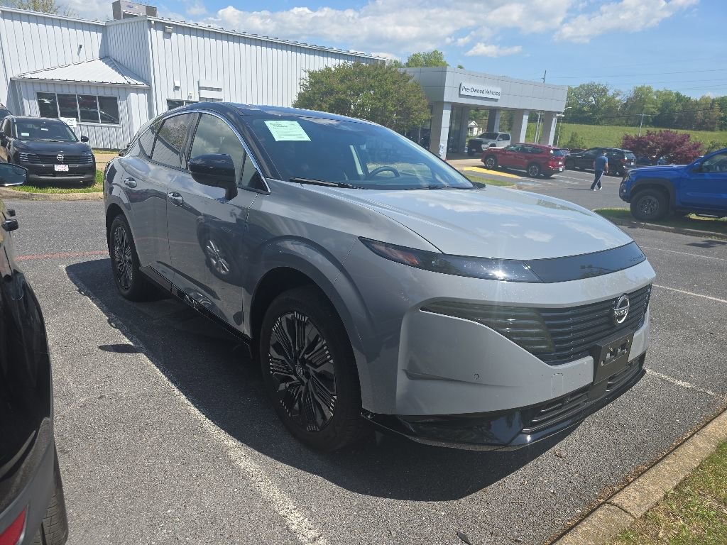 Used 2025 Nissan Murano Platinum AWD/4WD image 2