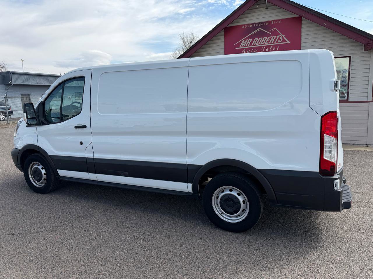 Used 2019 Ford Transit 150 130 Low Roof image 6