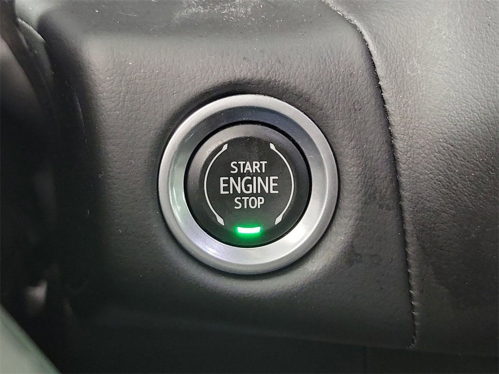 Used 2023 GMC Yukon AT4 w/ AT4 Premium Plus Package image 31