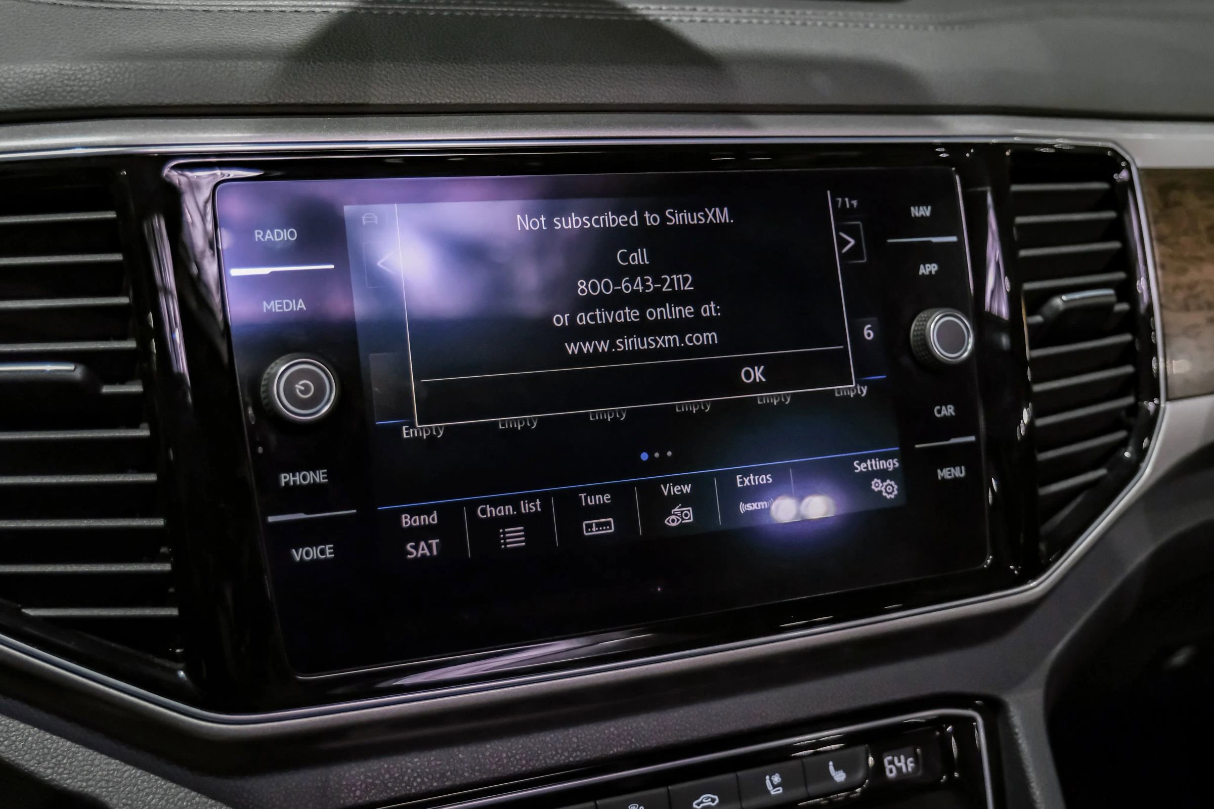 Used 2018 Volkswagen Atlas SEL Premium image 28