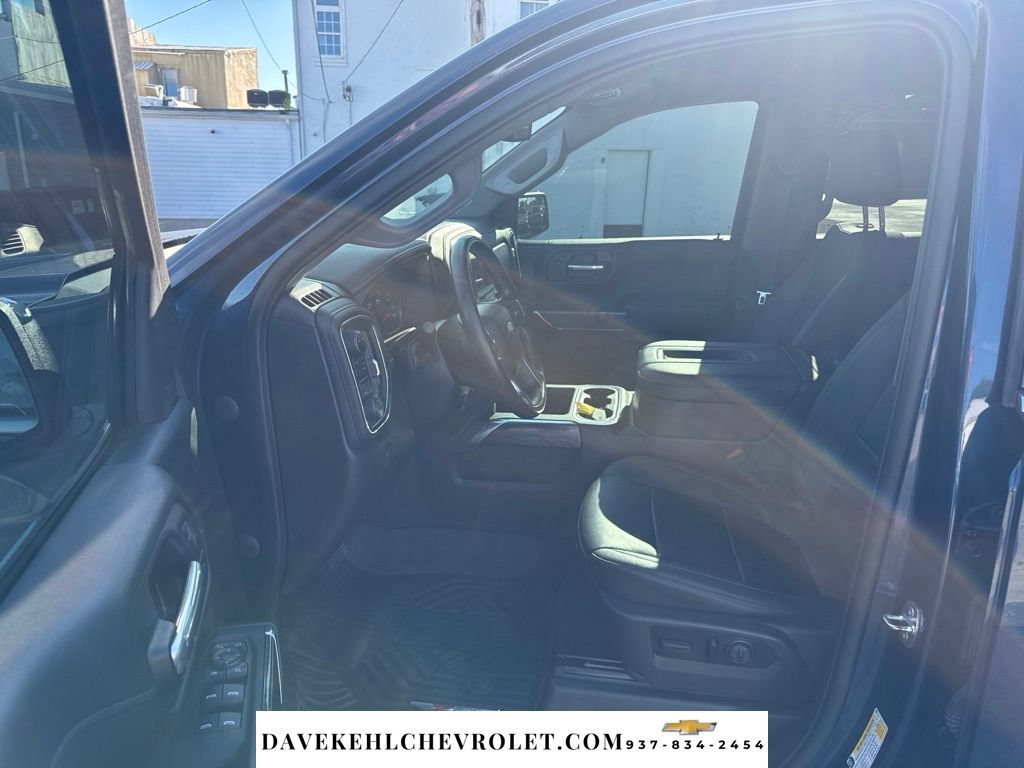 Used 2021 Chevrolet Silverado 1500 LTZ AWD/4WD image 15
