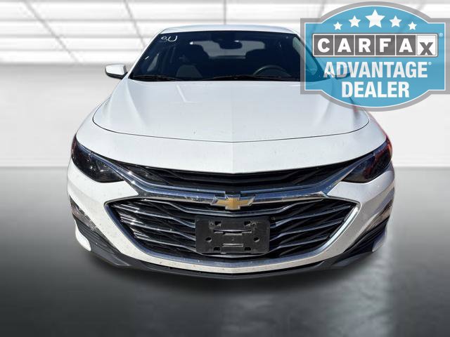 Used 2024 Chevrolet Malibu LT FWD image 2