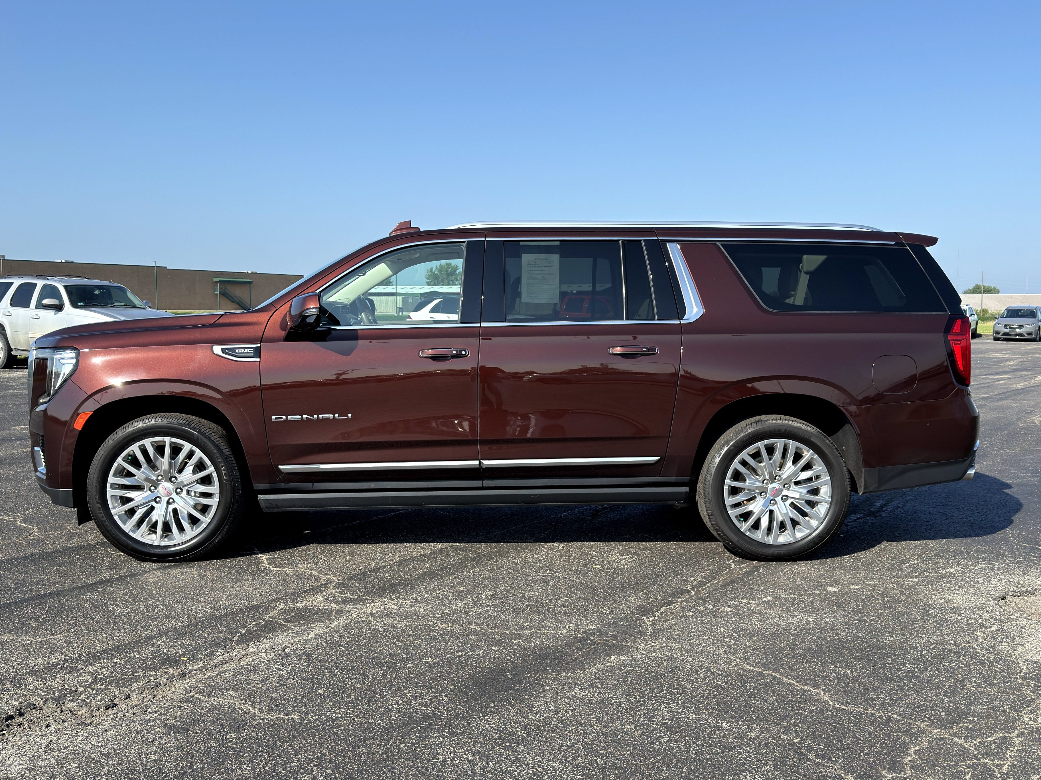 Certified 2023 GMC Yukon XL Denali w/ Max Trailering Package AWD/4WD image 7