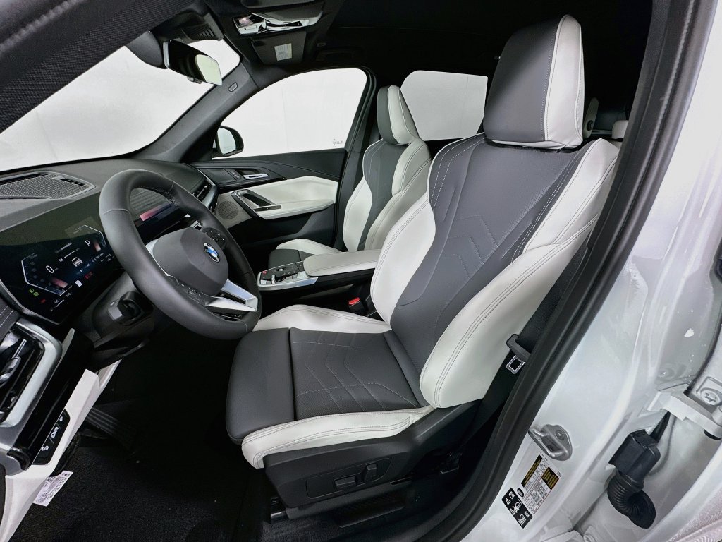 New 2027 BMW X1 xDrive28i w/ Convenience Package AWD/4WD image 16