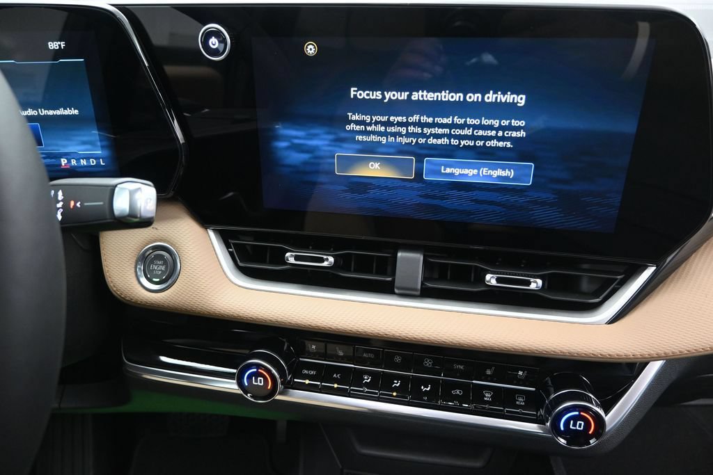 New 2026 Chevrolet Equinox ACTIV w/ Convenience Package III FWD image 28